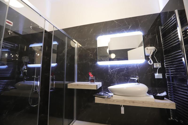 Mecla Suites Неаполь Екстер'єр фото